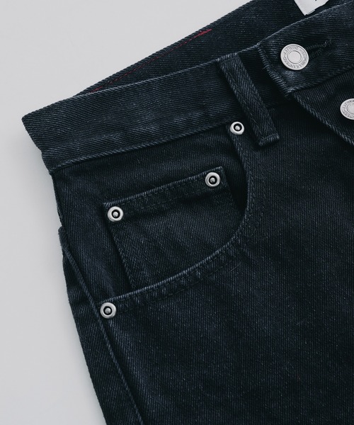Regen Glanz(レーゲングランツ)の「asymmetric button straight denim pants / アシンメトリーボタンストレートデニムパンツ(デニムパンツ・メンズ・ブラック/ライトホワイト・LARGE/SMALL/MEDIUM)」の14枚目の写真