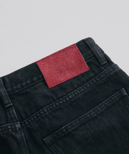 Regen Glanz(レーゲングランツ)の「asymmetric button straight denim pants / アシンメトリーボタンストレートデニムパンツ(デニムパンツ・メンズ・ブラック/ライトホワイト・LARGE/SMALL/MEDIUM)」の13枚目の写真