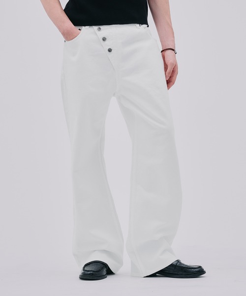 Regen Glanz(レーゲングランツ)の「asymmetric button straight denim pants / アシンメトリーボタンストレートデニムパンツ(デニムパンツ・メンズ・ブラック/ライトホワイト・LARGE/SMALL/MEDIUM)」の12枚目の写真