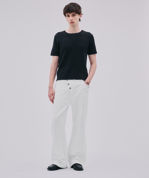 Regen Glanz(レーゲングランツ)の「asymmetric button straight denim pants / アシンメトリーボタンストレートデニムパンツ(デニムパンツ・メンズ・ブラック/ライトホワイト・LARGE/SMALL/MEDIUM)」の7枚目の写真
