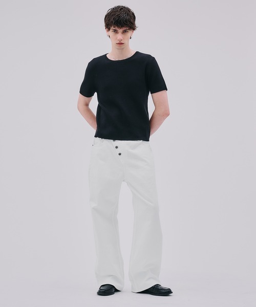 Regen Glanz(レーゲングランツ)の「asymmetric button straight denim pants / アシンメトリーボタンストレートデニムパンツ(デニムパンツ・メンズ・ブラック/ライトホワイト・LARGE/SMALL/MEDIUM)」の5枚目の写真