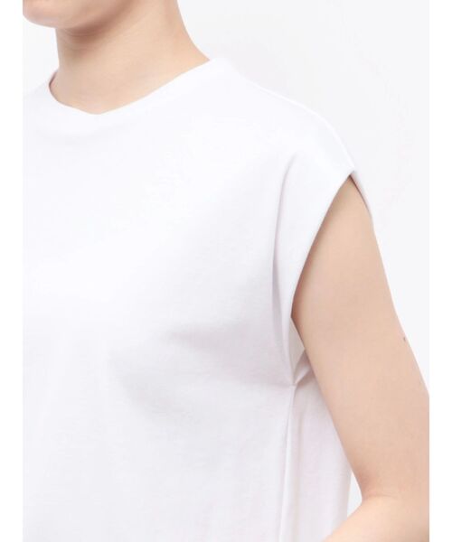 TONAL(トーナル)の「【Plax】ポリ乳酸スムースノースリカットソー(Tシャツ/カットソー・レディース・ライトブルー/ネイビー/オフホワイト・MEDIUM)」の6枚目の写真
