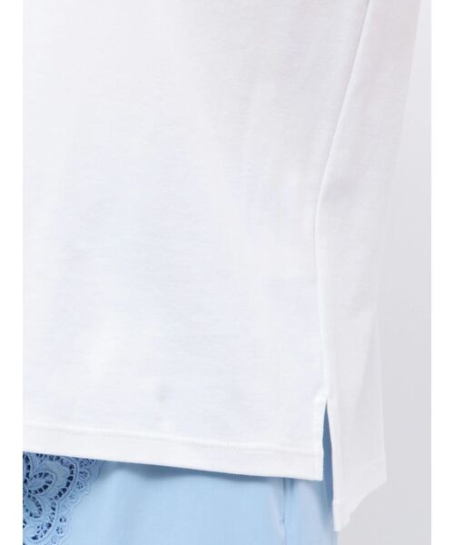TONAL(トーナル)の「【Plax】ポリ乳酸スムースノースリカットソー(Tシャツ/カットソー・レディース・ライトブルー/ネイビー/オフホワイト・MEDIUM)」の7枚目の写真
