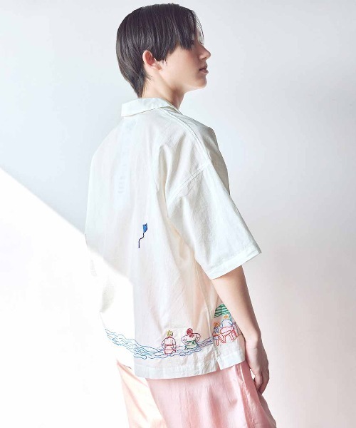 MEDE19F（メデジュウキュウ）の「ＭＥＤＥ１９Ｆ　〈ＭＡＤＥ　ＩＮ　ＩＮＤＩＡ　ＣＯＬＬＥＣＴＩＯＮ〉バカンス刺繍開衿シャツ〈オフホワイト〉（シャツ/ブラウス・レディース・ホワイト系その他・2）」の3枚目の写真