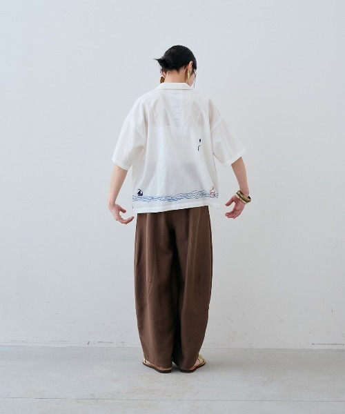 MEDE19F（メデジュウキュウ）の「ＭＥＤＥ１９Ｆ　〈ＭＡＤＥ　ＩＮ　ＩＮＤＩＡ　ＣＯＬＬＥＣＴＩＯＮ〉バカンス刺繍開衿シャツ〈オフホワイト〉（シャツ/ブラウス・レディース・ホワイト系その他・2）」の7枚目の写真