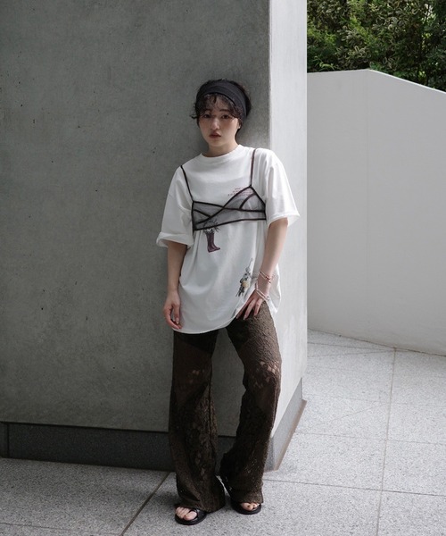 Ameri(アメリ)の「MEDI TEXTURE MIX LACE SEMI FLARE PANTS(その他パンツ・レディース・ブラック/アイボリー/カーキ・SMALL/MEDIUM)」の20枚目の写真