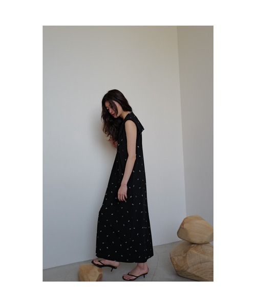 TRUNC(トランクエイティーエイト)の「Smooth Rib Embroidery Dress / スムースリブエンブロイダリードレス(ワンピース・レディース・ブラック/アイボリー・FREE)」の4枚目の写真