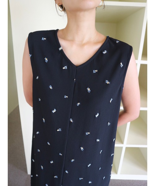 TRUNC(トランクエイティーエイト)の「Smooth Rib Embroidery Dress / スムースリブエンブロイダリードレス(ワンピース・レディース・ブラック/アイボリー・FREE)」の14枚目の写真