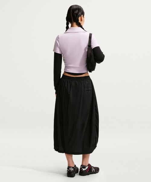 NIKE(ナイキ)の「ナイキ スポーツウェア ウィメンズ タイト クロップド ポロ / Nike Sportswear Women's Tight Cropped Polo IO2730-583 Bleached Lilac(ポロシャツ・レディース・パープル系その他・M/XL/L/XS/S)」の5枚目の写真