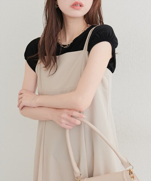 natural couture(ナチュラルクチュール)の「パフキャップスリーブT(Tシャツ/カットソー・レディース・ブラック/グレー/オフホワイト/ブラウン・FREE)」の3枚目の写真
