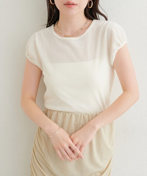 natural couture(ナチュラルクチュール)の「パフキャップスリーブT(Tシャツ/カットソー・レディース・ブラック/グレー/オフホワイト/ブラウン・FREE)」の6枚目の写真