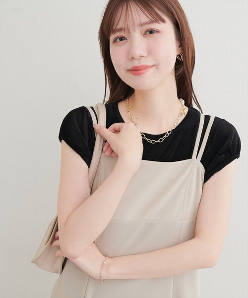 natural couture(ナチュラルクチュール)の「パフキャップスリーブT(Tシャツ/カットソー・レディース・ブラック/グレー/オフホワイト/ブラウン・FREE)」の12枚目の写真