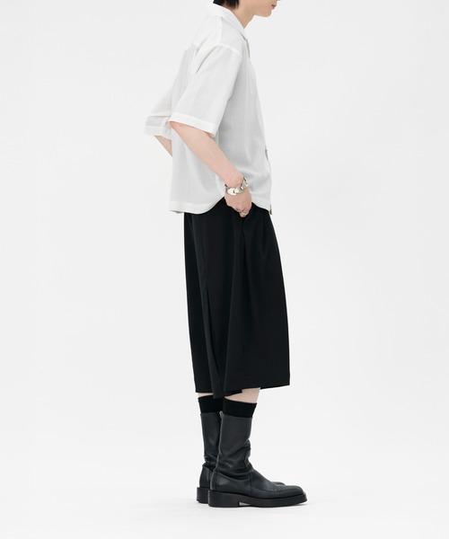 LAPIIS(ラピス)の「MISTO GABARDINE 4TUCK WIDE SHORT TROUSERS(スラックス・メンズ・ダークブラウン/ブラック・M/L)」の6枚目の写真