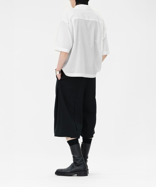 LAPIIS(ラピス)の「MISTO GABARDINE 4TUCK WIDE SHORT TROUSERS(スラックス・メンズ・ダークブラウン/ブラック・M/L)」の7枚目の写真