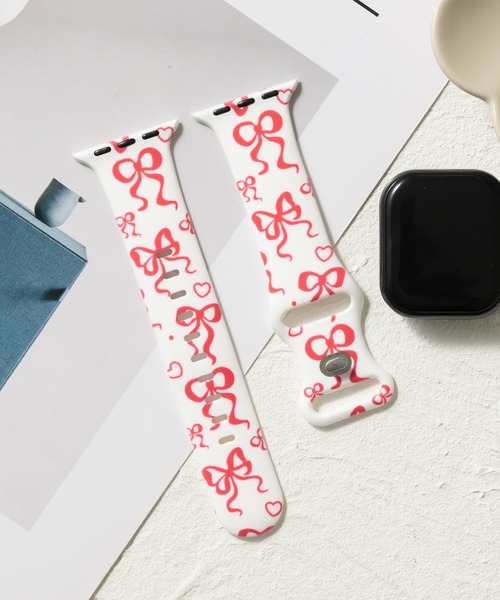 emonique(エモニーク)の「シリコン製 リボン柄 ハート柄 アップルウォッチバンド Apple Watch バンド【38mm/40mm/41mm 対応】(デジタル腕時計・レディース・ピンク/ローズ/C/ブルー/B/ブラック/D/A・38)」の4枚目の写真