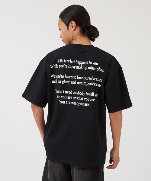En serio TOKYO(エンソリオトーキョー)の「【SIDEWAYSTANCE】Our-life-is-our-art半袖Tシャツ 70784(Tシャツ/カットソー・メンズ・ブラック/ホワイト・X-LARGE/SMALL/LARGE/MEDIUM)」の7枚目の写真