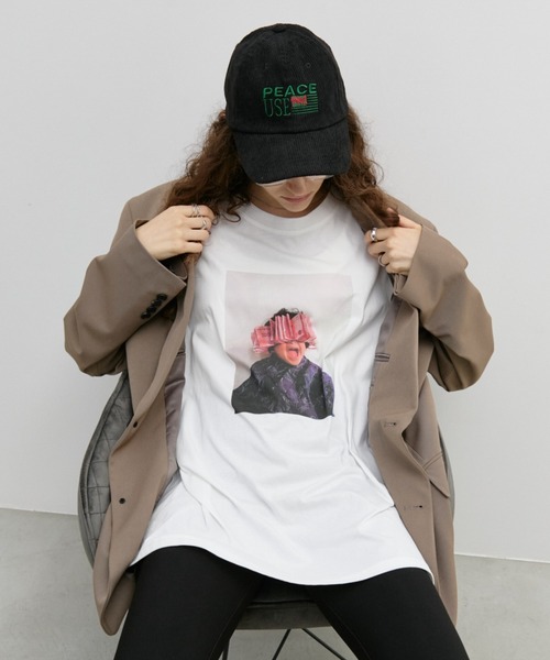 Auntie Rosa Holiday(アンティローザホリデー)の「グラフィックフォトTEE(Tシャツ/カットソー・レディース・オフホワイト/ブルー/グレー・FREE)」の1枚目の写真