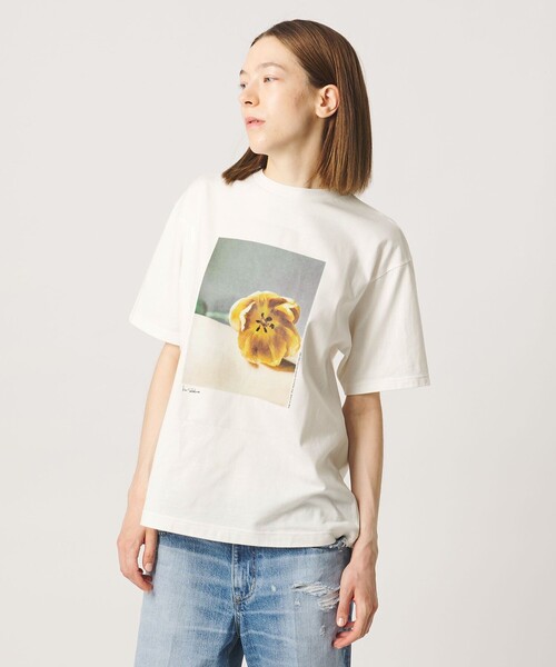 AEWEN MATOPH(イウエン マトフ)の「<Kei Sakakura for AEWEN MATOPH>フォトTシャツ Tulip on body(Tシャツ/カットソー・レディース・ブラック/ホワイト・FREE)」の8枚目の写真