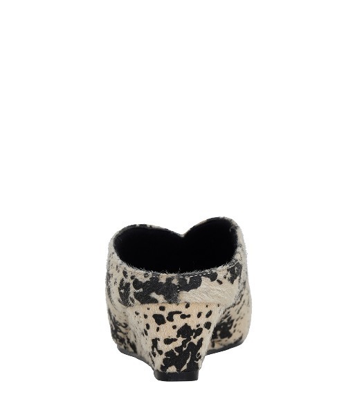 Ameri（アメリ）の「POINTED TOE WEDGE SOLE MULES（サンダル・レディース・ブラック/マルチ・LARGE/MEDIUM/SMALL）」の14枚目の写真