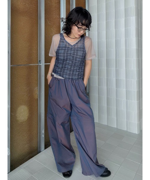 ELCHELE(エルチェレ)の「FILMY SHIRRING TOP(Tシャツ/カットソー・レディース・ライトグレー/ベージュ・FREE)」の18枚目の写真