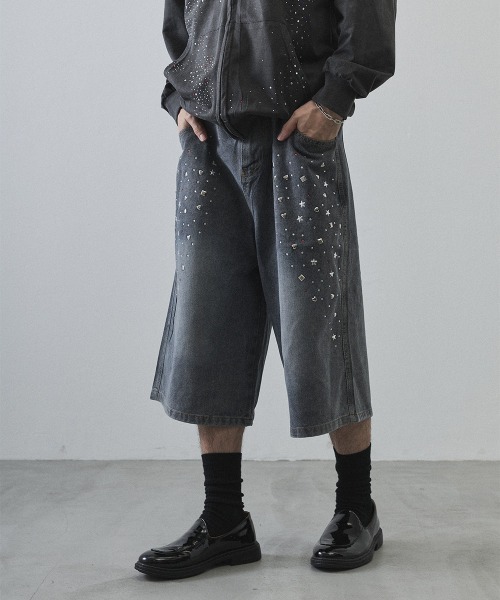 Shoowtime(ショウタイム)の「Rhinestone Baggy Denim Shorts / ラインストーンバギーデニムショーツ(デニムパンツ・メンズ・ライトブルー・MEDIUM/LARGE/X-LARGE)」の5枚目の写真