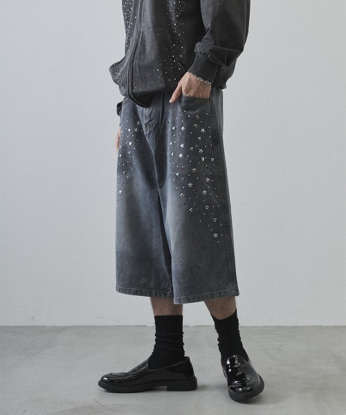 Shoowtime(ショウタイム)の「Rhinestone Baggy Denim Shorts / ラインストーンバギーデニムショーツ(デニムパンツ・メンズ・ライトブルー・MEDIUM/LARGE/X-LARGE)」の11枚目の写真