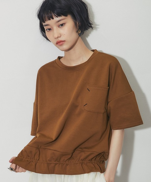 ANOTHER S(アナザーエス)の「配色ステッチポケット 前ギャザープルオーバー(Tシャツ/カットソー・レディース・ブラック/ホワイト/ベージュ/ブラウン・FREE)」の3枚目の写真