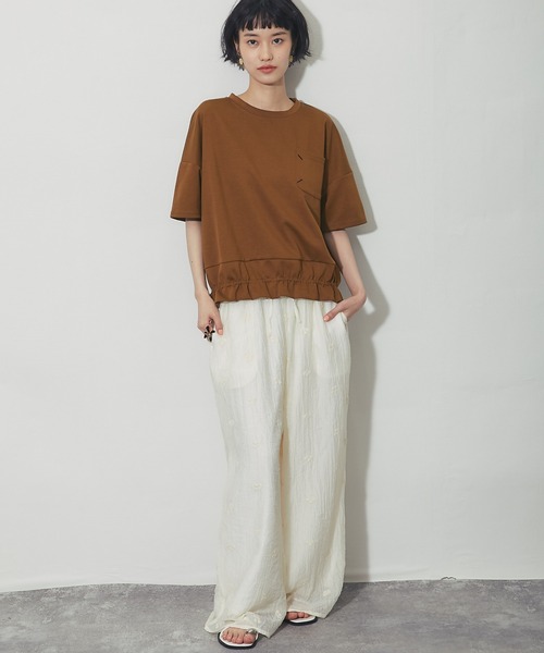 ANOTHER S(アナザーエス)の「配色ステッチポケット 前ギャザープルオーバー(Tシャツ/カットソー・レディース・ブラック/ホワイト/ベージュ/ブラウン・FREE)」の10枚目の写真