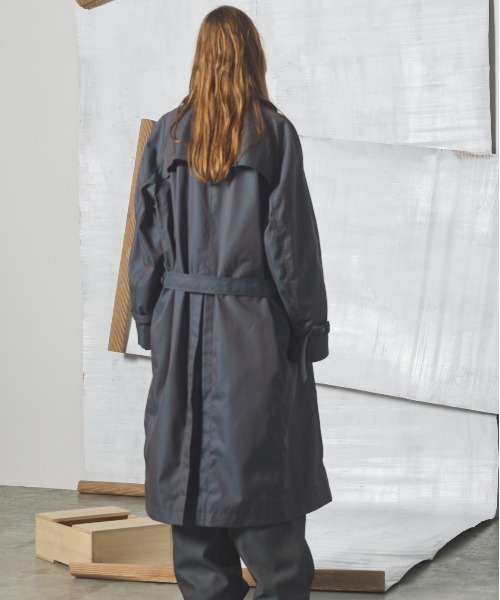 MAISON SPECIAL(メゾンスペシャル)の「《UNISEX》120/2/2 Suvin Cotton Gabardine Prime-Over Leather Collar Trench Coat/スビンコットンギャバジンプライムオーバー衿レザートレンチコート【MAISON SPECIAL/メゾンスペシャル】■セットアップ対応■(トレンチコート・メンズ・ブルー/ブラック/チャコールグレー/カーキ・0/2/1)」の10枚目の写真