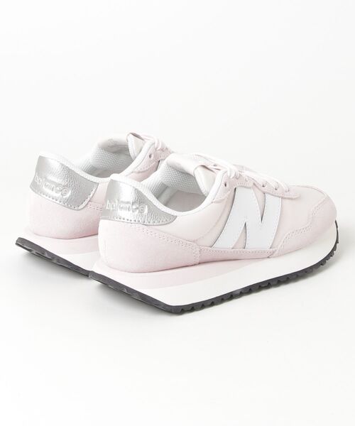 NEW BALANCE(ニューバランス)の「ニューバランス new balance NB W2372VM W23731P(スニーカー・レディース・ホワイト×シルバー/ブラック×シルバー・22.5cm/23.0cm/23.5cm/24.0cm/24.5cm)」の16枚目の写真
