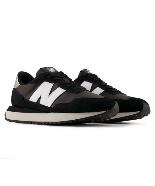 NEW BALANCE(ニューバランス)の「ニューバランス new balance NB W2372VM W23731P(スニーカー・レディース・ホワイト×シルバー/ブラック×シルバー・22.5cm/23.0cm/23.5cm/24.0cm/24.5cm)」の8枚目の写真