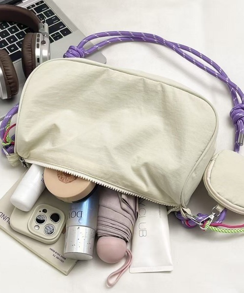 LETee(レティー)の「カラフルロープが主役!コンパクトなのに存在感抜群のミニショルダーバッグ(ショルダーバッグ・レディース・ブラック/アイボリー/グレー/パープル・FREE)」の18枚目の写真