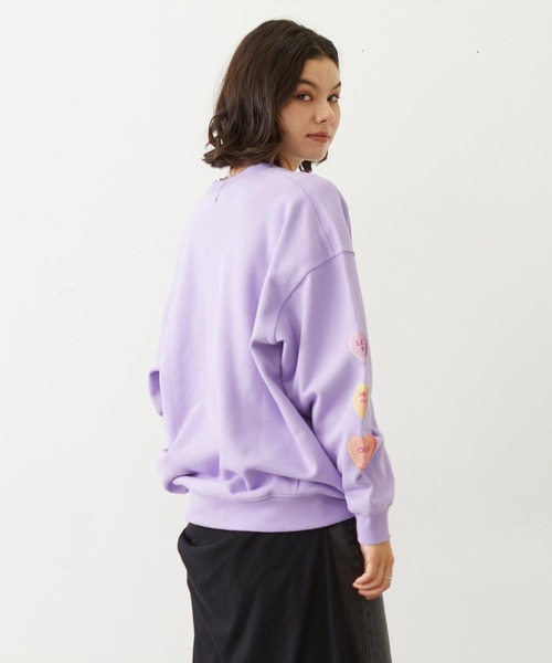 MILKFED.(ミルクフェド)の「SWEETHEARTS CANDY SWEAT TOP(スウェット・レディース・アッシュ/オフホワイト/ライトパープル・L/M)」の19枚目の写真