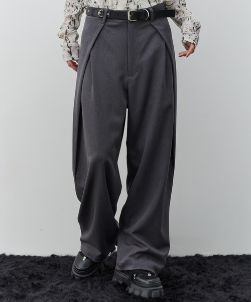 AIVER(アイバー)の「AIVER オーバータックスラックス(スラックス・メンズ・グレー/ブラック/ダークグレー・LARGE/MEDIUM/SMALL)」の1枚目の写真