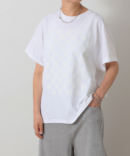 JOURNAL STANDARD LUXE(ジャーナルスタンダード ラックス)の「MATEY's プリントT(チェッカー)(Tシャツ/カットソー・レディース・ライトグレー/ホワイト・FREE)」の16枚目の写真