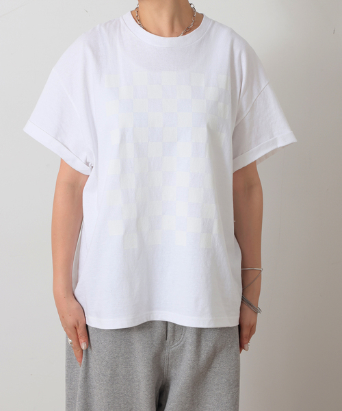 JOURNAL STANDARD LUXE(ジャーナルスタンダード ラックス)の「MATEY's プリントT(チェッカー)(Tシャツ/カットソー・レディース・ライトグレー/ホワイト・FREE)」の7枚目の写真