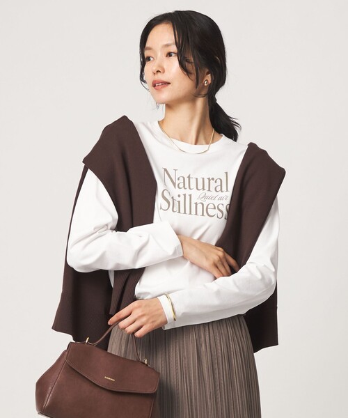 green label relaxing(グリーンレーベルリラクシング)の「ロゴ ロングスリーブ Tシャツ(Tシャツ/カットソー・レディース・その他1/オフホワイト/ベージュ/ダークグレー・FREE)」の4枚目の写真