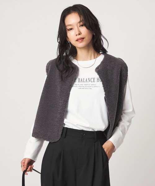 green label relaxing(グリーンレーベルリラクシング)の「ロゴ ロングスリーブ Tシャツ(Tシャツ/カットソー・レディース・その他1/オフホワイト/ベージュ/ダークグレー・FREE)」の5枚目の写真