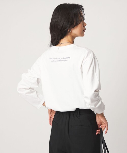 green label relaxing(グリーンレーベルリラクシング)の「ロゴ ロングスリーブ Tシャツ(Tシャツ/カットソー・レディース・その他1/オフホワイト/ベージュ/ダークグレー・FREE)」の9枚目の写真