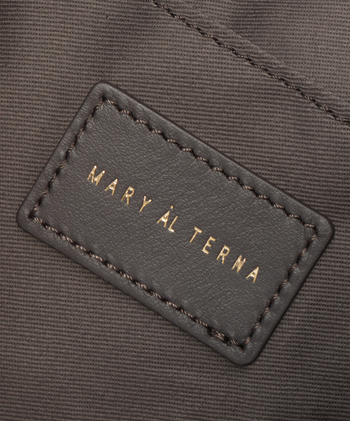 Spick & Span(スピックアンドスパン)の「《一部店舗+WEB限定》MARY AL TERNA/メアリ オル ターナ SWAY(クラッチバッグ・レディース・グレー/ホワイト系その他・FREE)」の12枚目の写真
