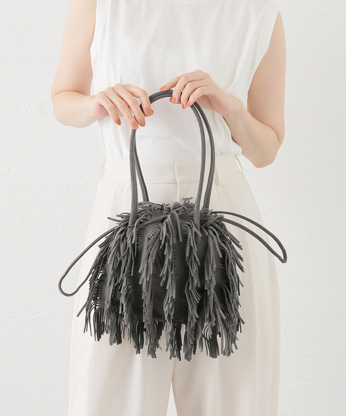 Spick & Span(スピックアンドスパン)の「《一部店舗+WEB限定》MARY AL TERNA/メアリ オル ターナ SWAY(クラッチバッグ・レディース・グレー/ホワイト系その他・FREE)」の15枚目の写真