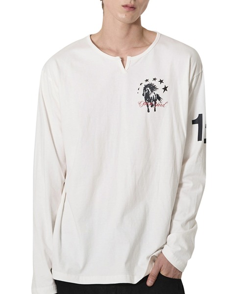 Openyard(オープンヤード)の「『Openyard/オープンヤード』SLIT NECK HORSE LONG SLEEVE TEE/スリットネックホース長袖Tシャツ(Tシャツ/カットソー・メンズ・ブラック/ホワイト・S/M/L)」の21枚目の写真
