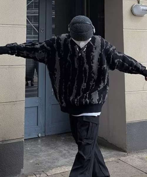 DOUBLE STEAL(ダブルスティール)の「DSグラフィックルーズニット(ニット/セーター・メンズ・ブラック/オフホワイト・X-LARGE/LARGE/MEDIUM)」の5枚目の写真