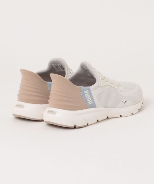 PUMA（プーマ）の「PUMA プーマ SOFTRIDE FLEX LACE EASE IN ALT【軽量】レディーススニーカー(ソフトライドフレックスレースイーズイン)（スニーカー・レディース・グレー系その他・22.5cm/23.5cm/24.5cm/23.0cm/24.0cm/25.0cm）」の2枚目の写真