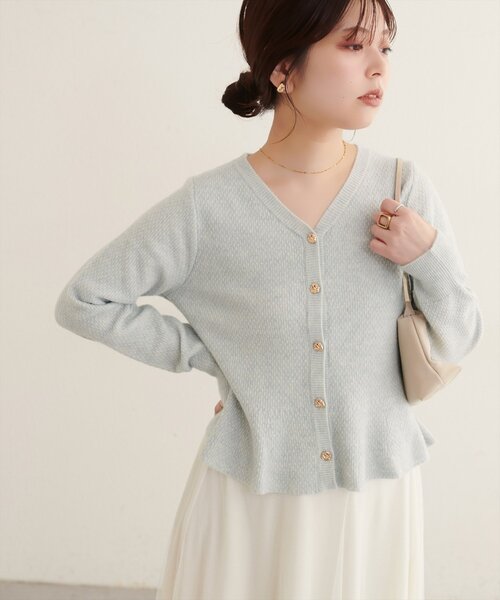 natural couture(ナチュラルクチュール)の「ラメペプラムニット(ニット/セーター・レディース・ネイビー/オフホワイト/サックスブルー/ピンク/ボルドー・FREE)」の3枚目の写真