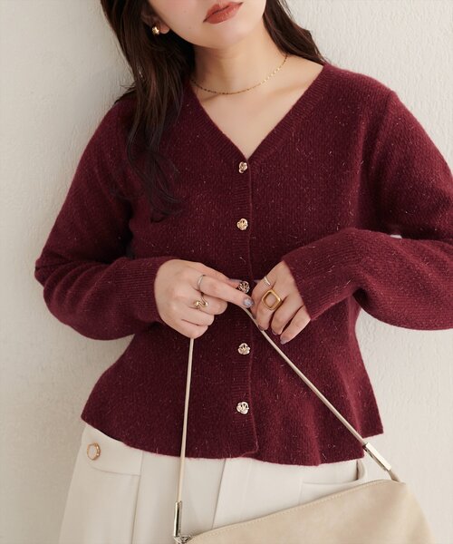 natural couture(ナチュラルクチュール)の「ラメペプラムニット(ニット/セーター・レディース・ネイビー/オフホワイト/サックスブルー/ピンク/ボルドー・FREE)」の11枚目の写真