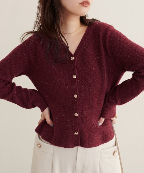 natural couture(ナチュラルクチュール)の「ラメペプラムニット(ニット/セーター・レディース・ネイビー/オフホワイト/サックスブルー/ピンク/ボルドー・FREE)」の10枚目の写真