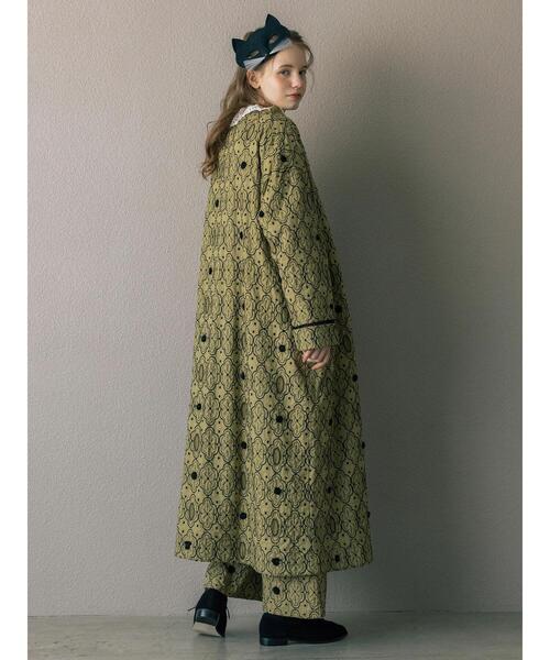 TSUHARU by Samansa Mos2（ツハルバイサマンサモスモス）の「【Embroidery collection】総刺繍コート（その他アウター・レディース・グリーン系その他/チャコールグレー・F）」の4枚目の写真