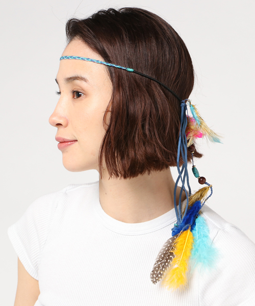 チャイハネ（チャイハネ）の「【チャイハネ】フェザーヒッピーバンド ヘッドアクセサリー（ヘアバンド・レディース・カラフル/ナチュラル・FREE）」の7枚目の写真