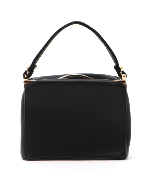 PLAIN CLOTHING（プレーンクロージング）の「ミニスクエアショルダーバッグ【PLAIN CLOTHING】（ショルダーバッグ・レディース・ベージュ/ピンク/ブラック/カーキ・FREE）」の2枚目の写真